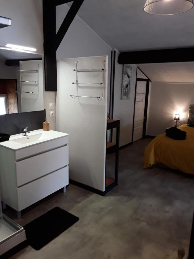 La Chambre D'A Cote Doulezon ภายนอก รูปภาพ